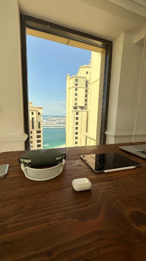 Neyar Beach Vibes - The Penthouse Hostel Dubai Bagian luar foto