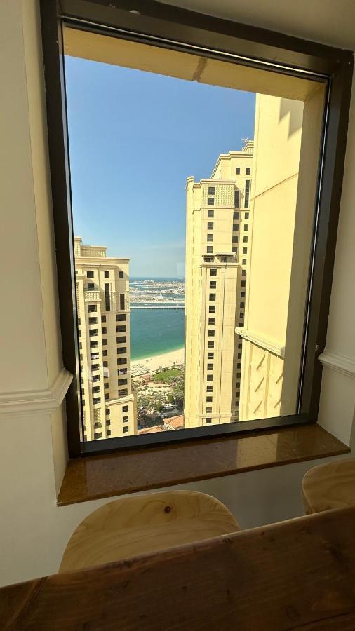 Neyar Beach Vibes - The Penthouse Hostel Dubai Bagian luar foto